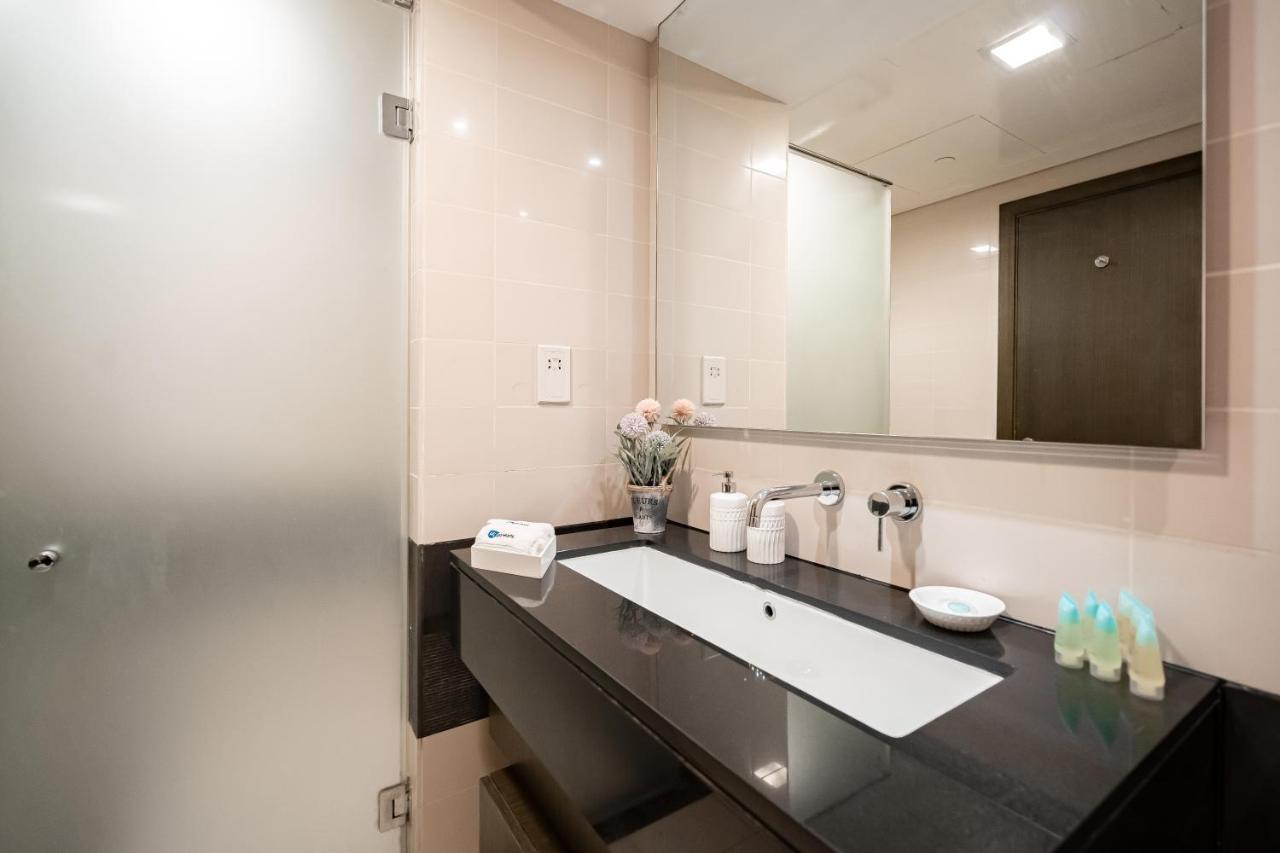 Appartement Higuests - Designer Apt With Panoramic View Near Burj Khalifa à Dubaï Extérieur photo